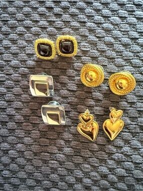 Gold and Black Women's Earring Set - Classic Mixed Metal Styles